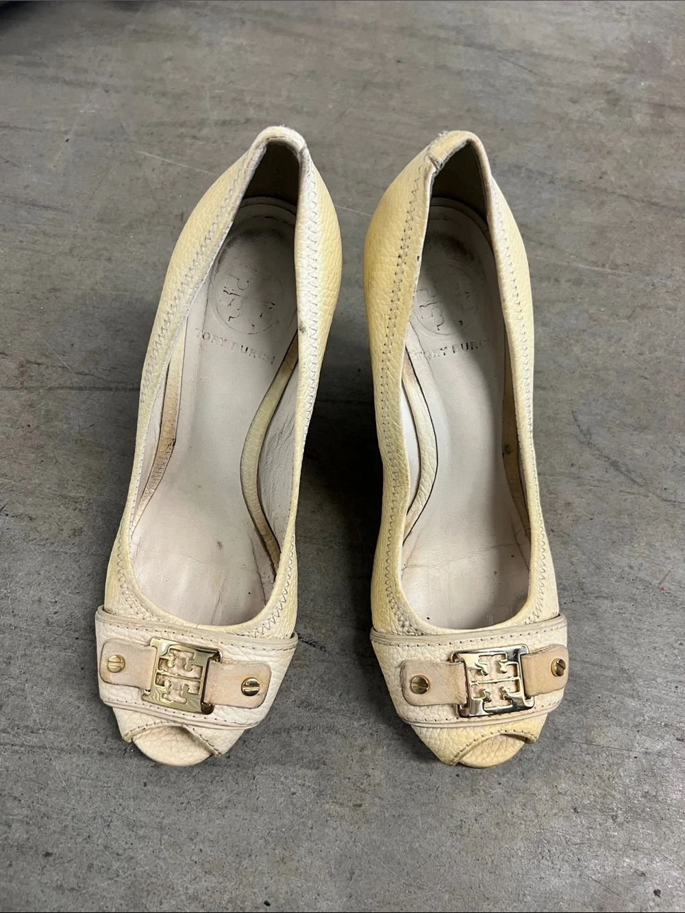 Tory Burch Cream Leather Peep-Toe Heels with Logo Plaque